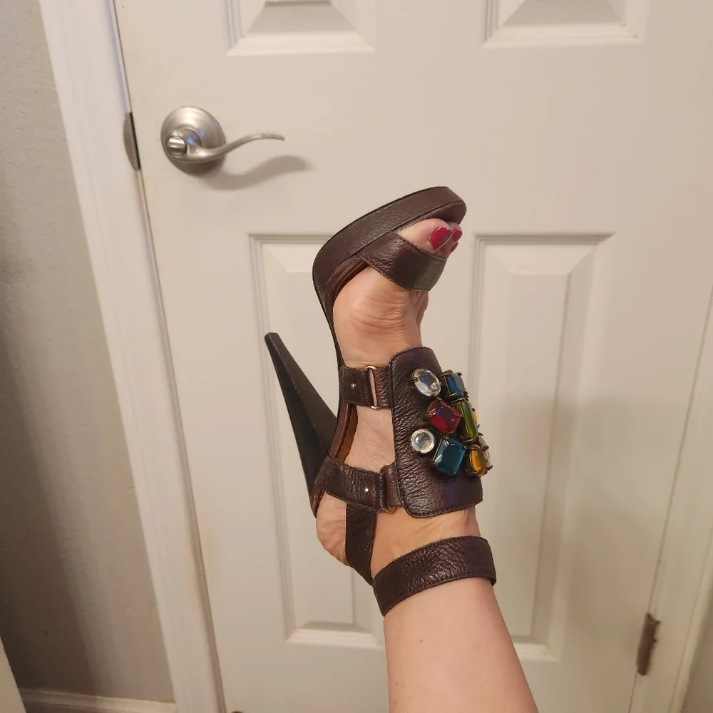 Report signature Dunbarton  jeweled heels size 7 - Picture 12 of 13